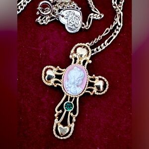 Precious moments collectable cameo cross necklace